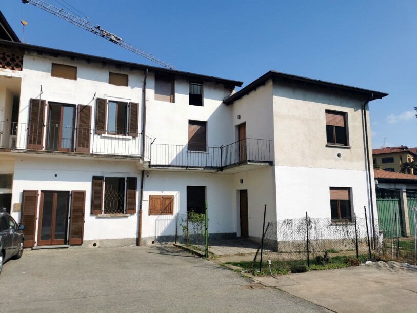 INDUNO OLONA, BI-TRILOCALE CON BOX-1