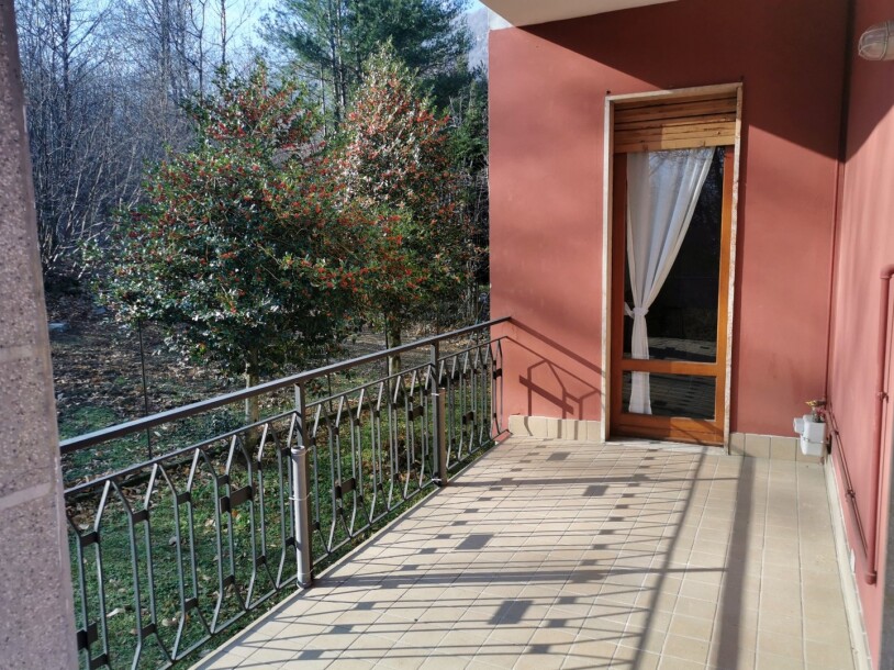 CUASSO AL MONTE, VILLA BIFAMILIARE-11