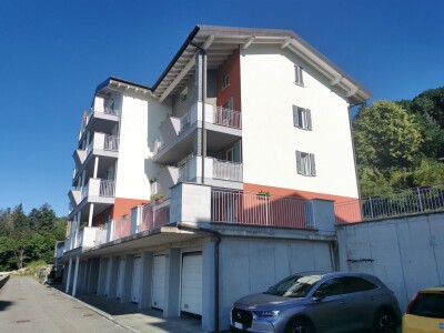 SALTRIO BILOCALE CON BOX
