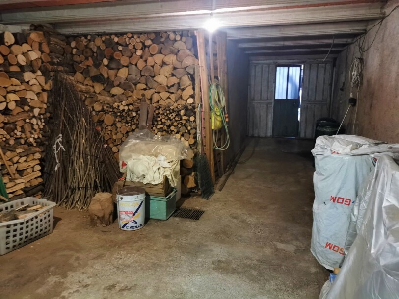 BISUSCHIO, PORZIONE DI CORTE-13