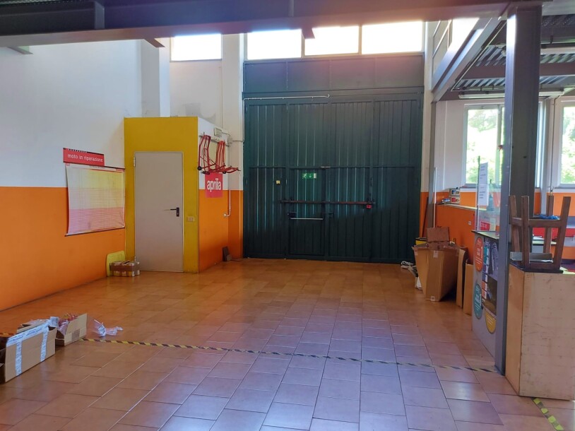 INDUNO OLONA, IMMOBILE COMMERCIALE-12