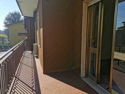 ARCISATE, COMODO TRILOCALE