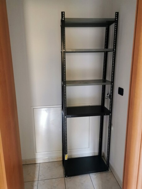 ARCISATE, TRILOCALE CON BOX-16