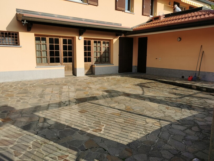 SALTRIO, PRESTIGIOSA VILLA BIFAMILIARE-17