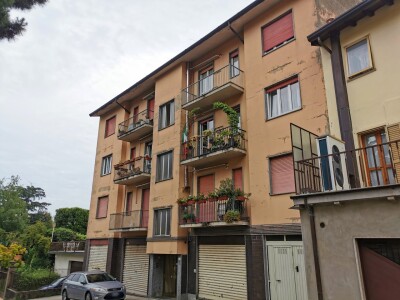 ARCISATE, TRILOCALE ARREDATO