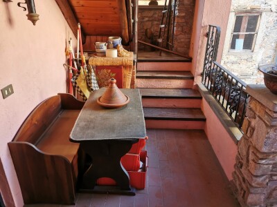 CUASSO AL MONTE, BORGNANA, PORZIONE DI CASA