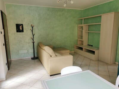 ARCISATE, TRILOCALE CON BOX