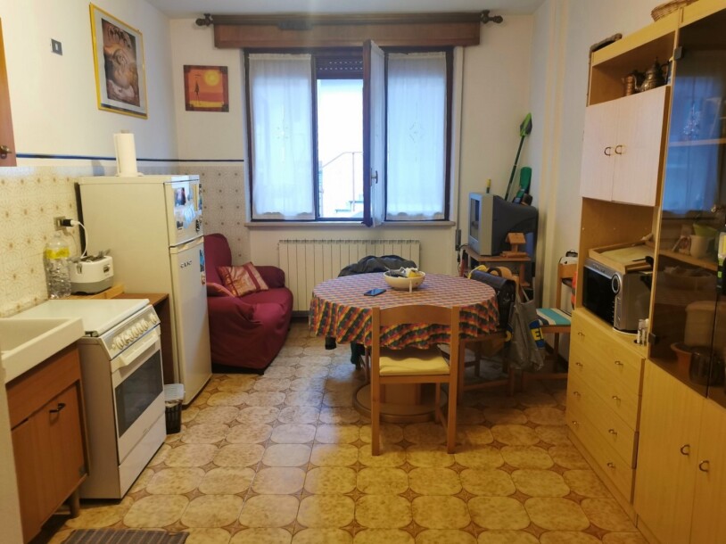 BISUSCHIO, PORZIONE DI CORTE-2