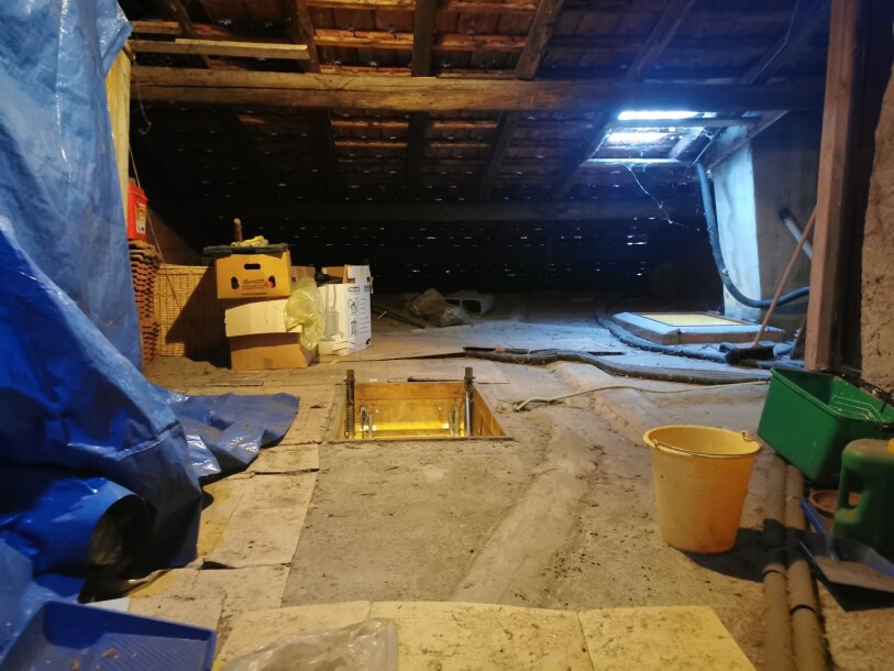 BISUSCHIO, PORZIONE DI CORTE-20