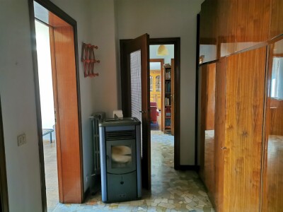 CUASSO AL MONTE, VILLA BIFAMILIARE