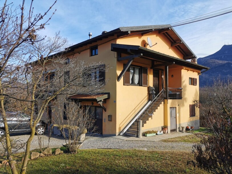 BISUSCHIO, BILOCALE CON ACCESSORI-22