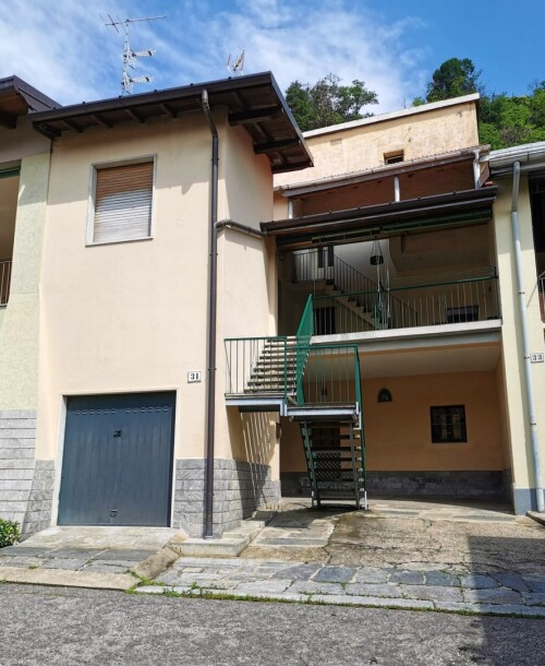 INDUNO OLONA, PORZIONE DI CORTE-29