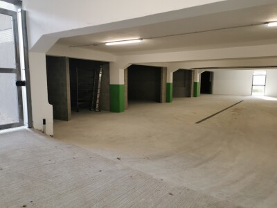 ARCISATE CENTRO, MAGAZZINI/DEPOSITI/POSTI AUTO