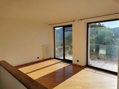BISUSCHIO (POGLIANA), APPARTAMENTO CON GIARDINO