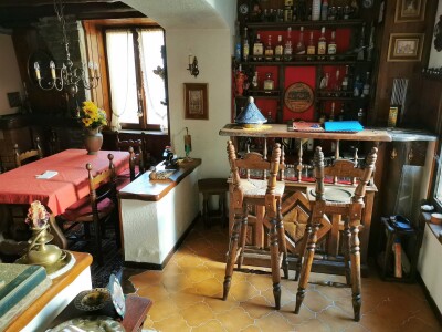 CUASSO AL MONTE, BORGNANA, PORZIONE DI CASA