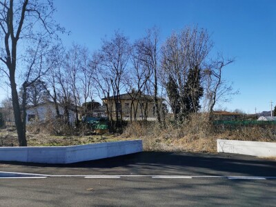 ARCISATE BRENNO USERIA, TERRENO EDIFICABILE