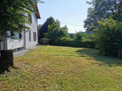 ARCISATE, VILLA BIFAMILIARE