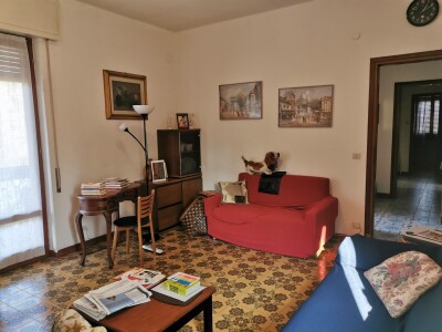 CUASSO AL MONTE, VILLA BIFAMILIARE