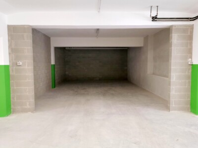 ARCISATE CENTRO, MAGAZZINI/DEPOSITI/POSTI AUTO