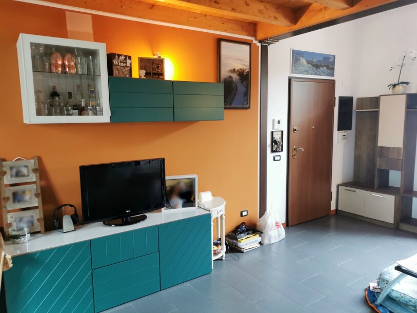 VIGGIU’, BILOCALE MANSARDATO-5
