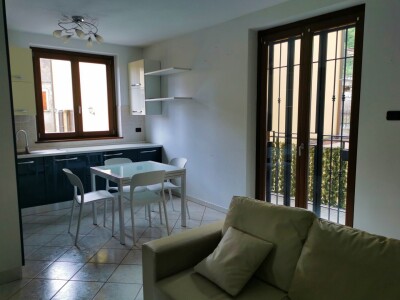 ARCISATE, TRILOCALE CON BOX