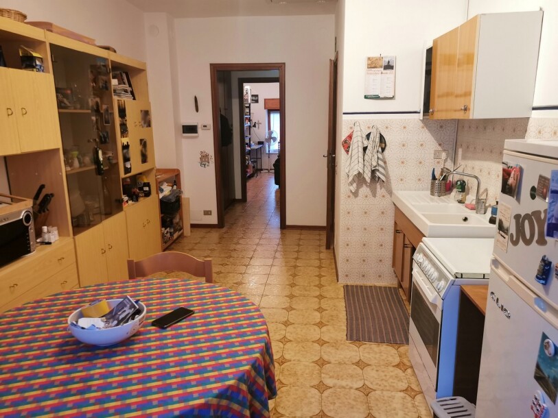 BISUSCHIO, PORZIONE DI CORTE-5