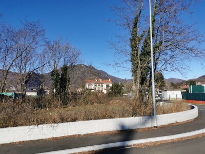 ARCISATE BRENNO USERIA, TERRENO EDIFICABILE
