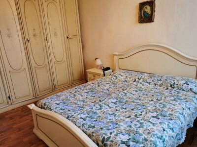 CUASSO AL MONTE, TRILOCALE CON BOX