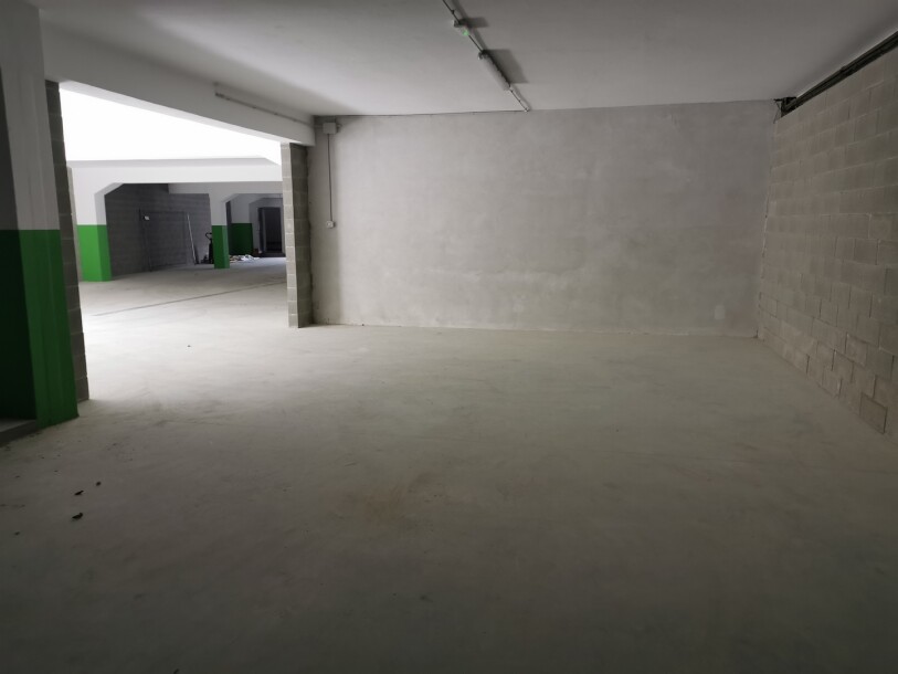 ARCISATE CENTRO, MAGAZZINI/DEPOSITI/POSTI AUTO-7