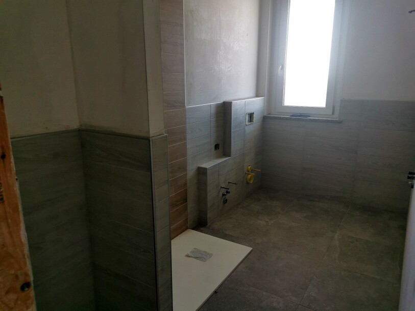 SALTRIO BILOCALE CON BOX-7