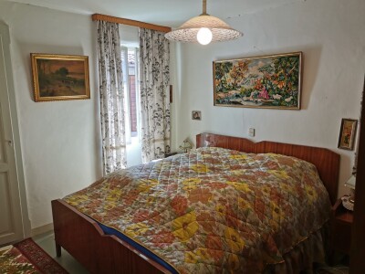 CUASSO AL MONTE, PORZIONE DI CASA