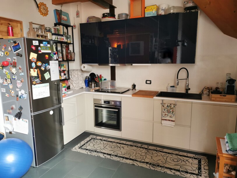 VIGGIU’, BILOCALE MANSARDATO-8