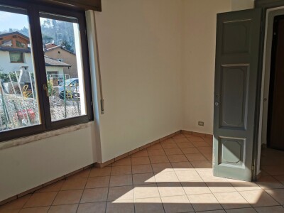 INDUNO OLONA, BI-TRILOCALE CON BOX