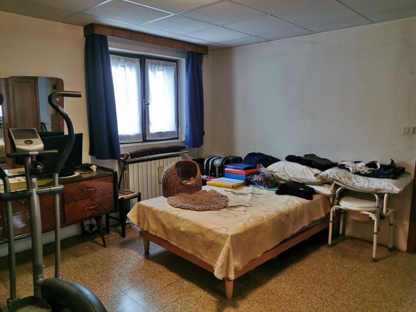BISUSCHIO, BILOCALE CON ACCESSORI-9