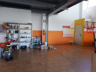 INDUNO OLONA, IMMOBILE COMMERCIALE