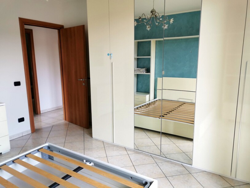 ARCISATE, TRILOCALE CON BOX-9