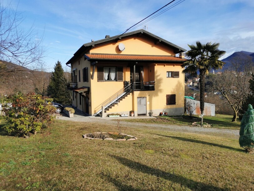 BISUSCHIO, BILOCALE CON ACCESSORI-1