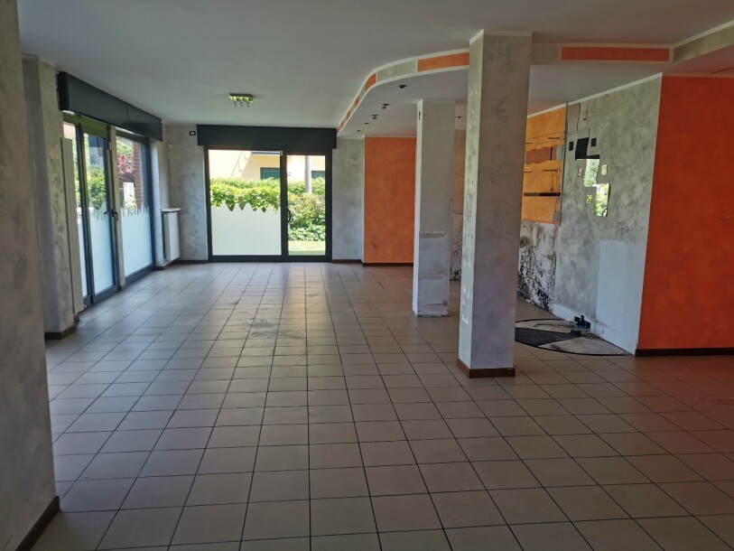 INDUNO OLONA, APPARTAMENTO AL PIANO TERRENO-8